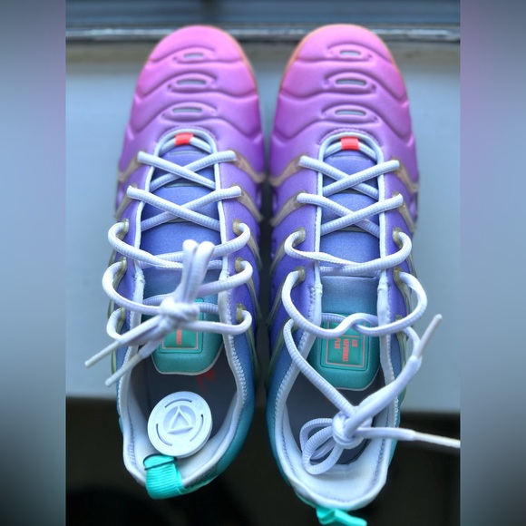Womens Vapor max size 12